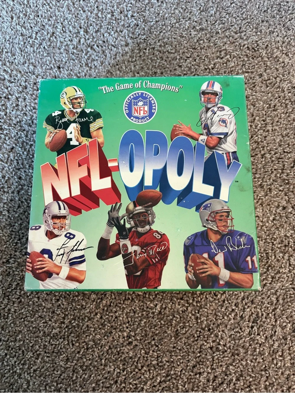Vintage Complete Vintage NFL-OPOLY The Game of Champion Football Quarterback Clu